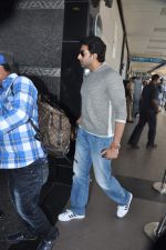 Abhishek Bachchan snapped at international airport in Mumbai on 1st Sept 2013 (15).JPG